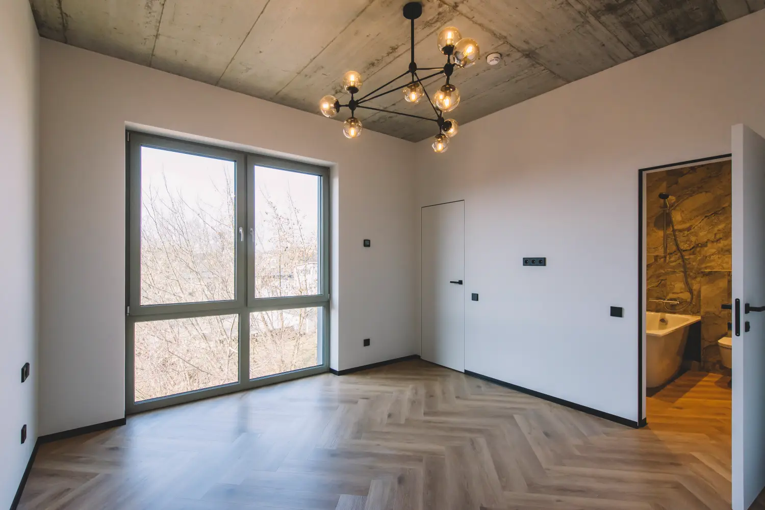 Gallery Image 15
